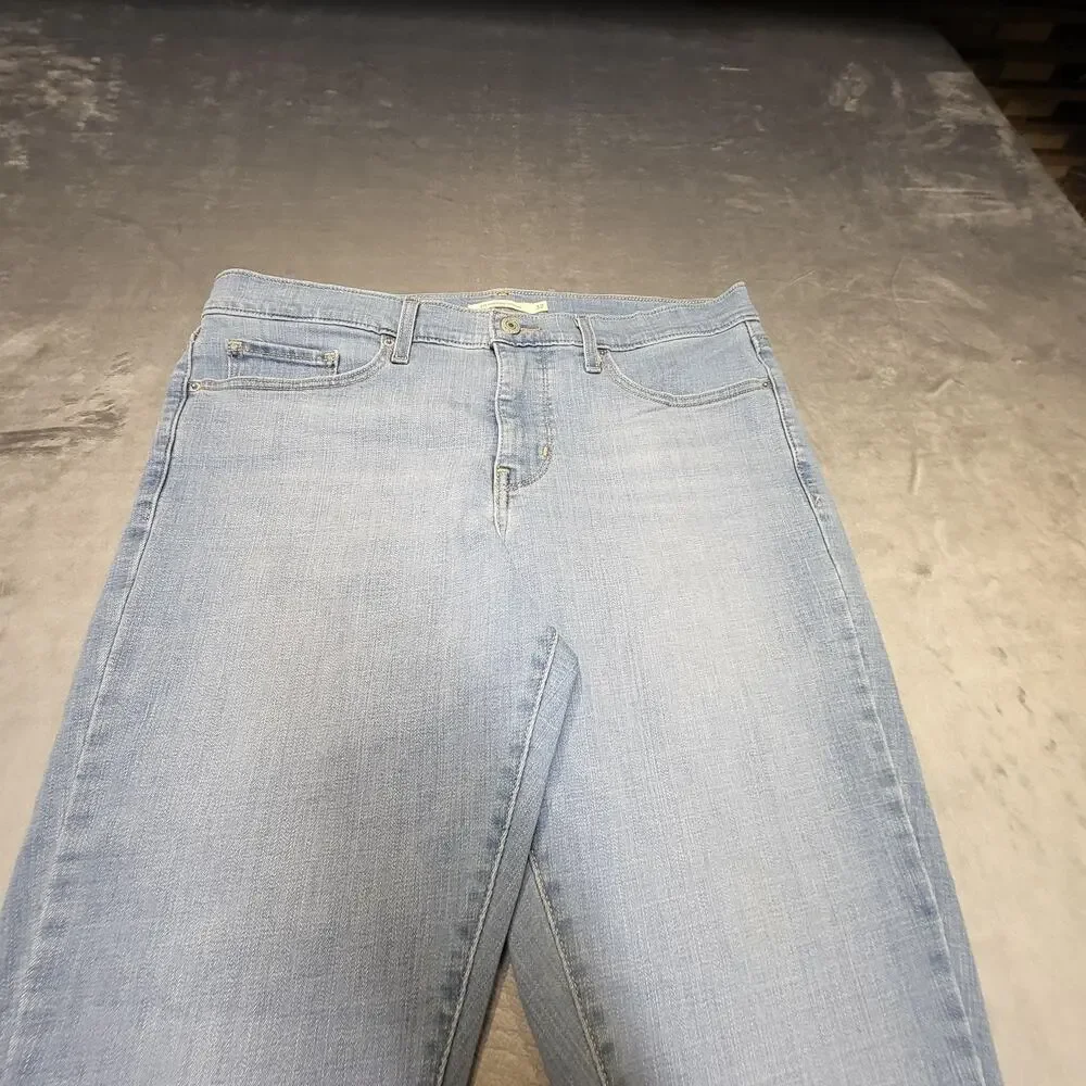 Levi's 311 Jeans Womens 32 Blue Shaping Skinny Light Wash Slim Stretch 5-Pocket